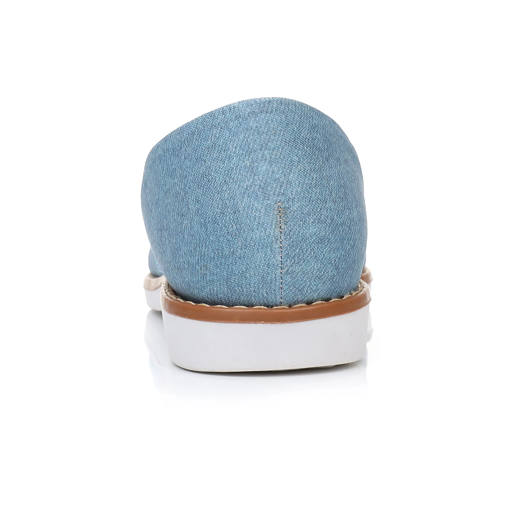 Denim Embroidered Elegance (406.047)